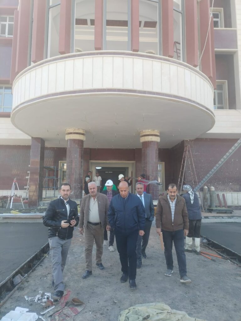 مديرعام دائرة المباني المهندس عمار عبد الرزاق الجبوري يزور مشاريع محافظة الديوانية