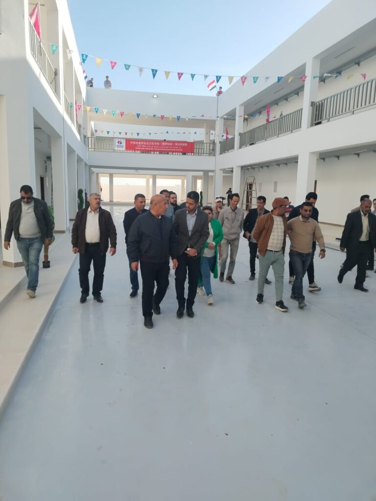 مديرعام دائرة المباني المهندس عمار عبد الرزاق الجبوري يزور مشاريع محافظة المثنى