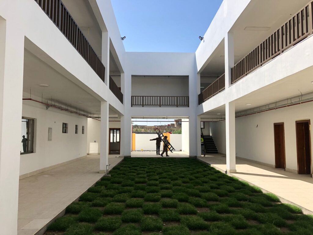 دائرة المباني تواصل أعمال الاشراف والمتابعة في تنفيذ مشروع الابنية المدرسية في محافظة واسط