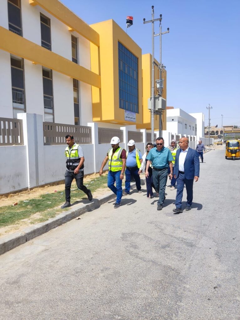 مدير عام دائرة المباني يزور مشروع الابنية المدرسية في جانب الرصافة