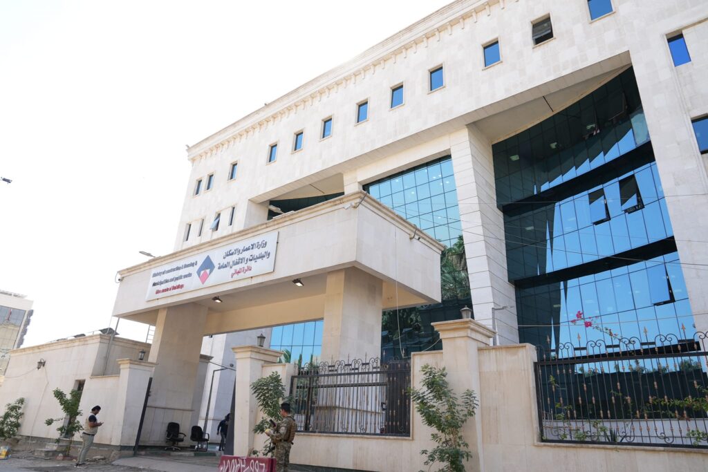 دائرة المباني تباشر بتسليم عدد من المؤسسات الصحية إلى وزارة الصحة في محافظة ديالى