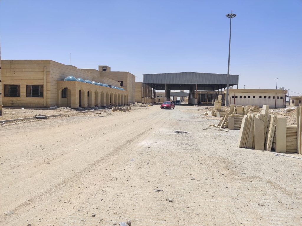 مدير عام دائرة المباني يزور مشروع منفذ زرباطية الحدودي في محافظة واسط