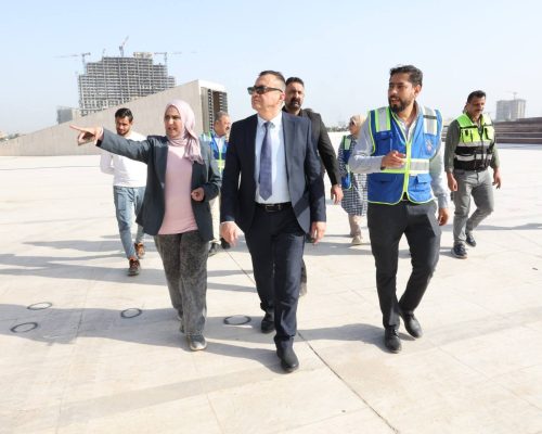 مدير عام دائرة المباني يتفقد مشروع ساحة الاحتفالات ونصب الجندي المجهول في بغداد