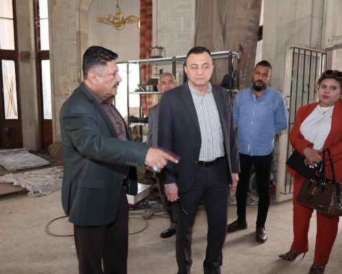 مدير عام دائرة المباني وكالةً يتفقد مشروع تأهيل مأذنة جامع الخلفاء في بغداد