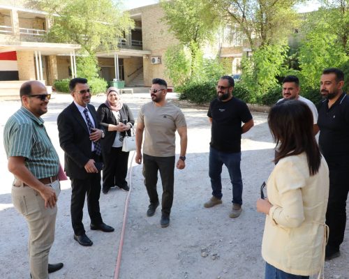معاون المدير العام لدائرة المباني يتابع ميدانياً أعمال تأهيل مدرسة كلية بغداد ضمن مشاريع الجهد الخدمي والهندسي