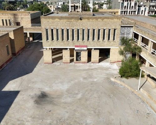 معاون المدير العام لدائرة المباني يتابع ميدانياً أعمال تأهيل مدرسة كلية بغداد ضمن مشاريع الجهد الخدمي والهندسي